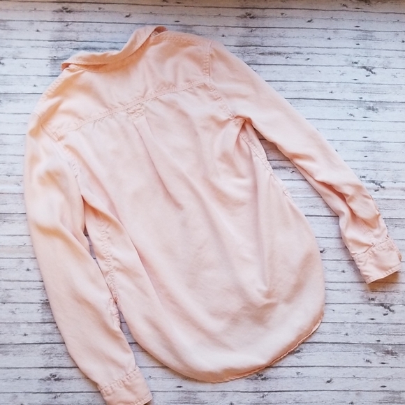 American Eagle button down - Picture 4 of 5